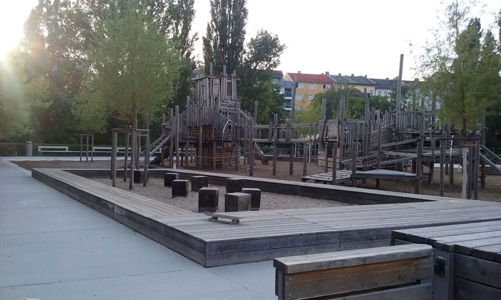 02-parcul-sub-arini-studiu-de-caz-03-park-am-gleisdreieck-image-04.jpg