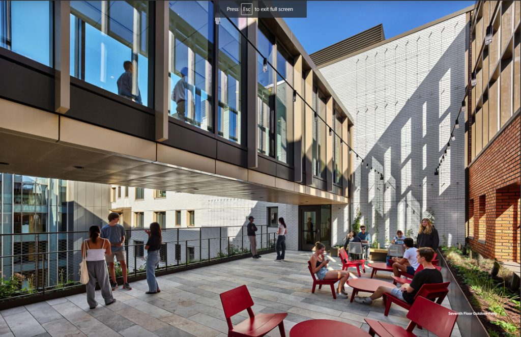 07-campus-dual-studiu-de-caz-03-thurston-hall-image-02.jpg