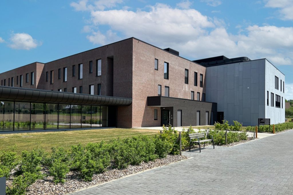 08-centre-pentru-varstnici-studiu-de-caz-02-woonzorgzone-image-03.jpg